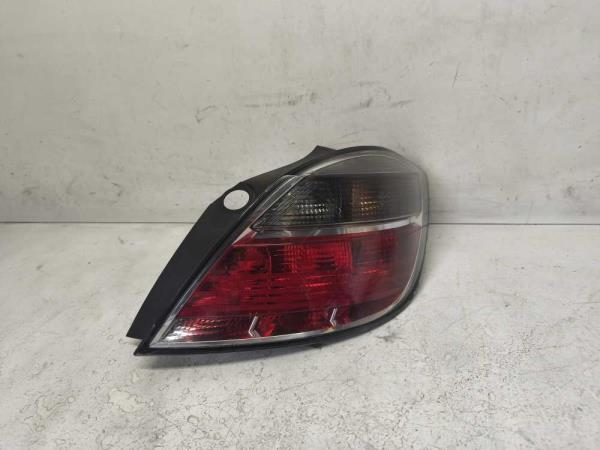 FEU ARRIERE DROIT OPEL - Vue 1